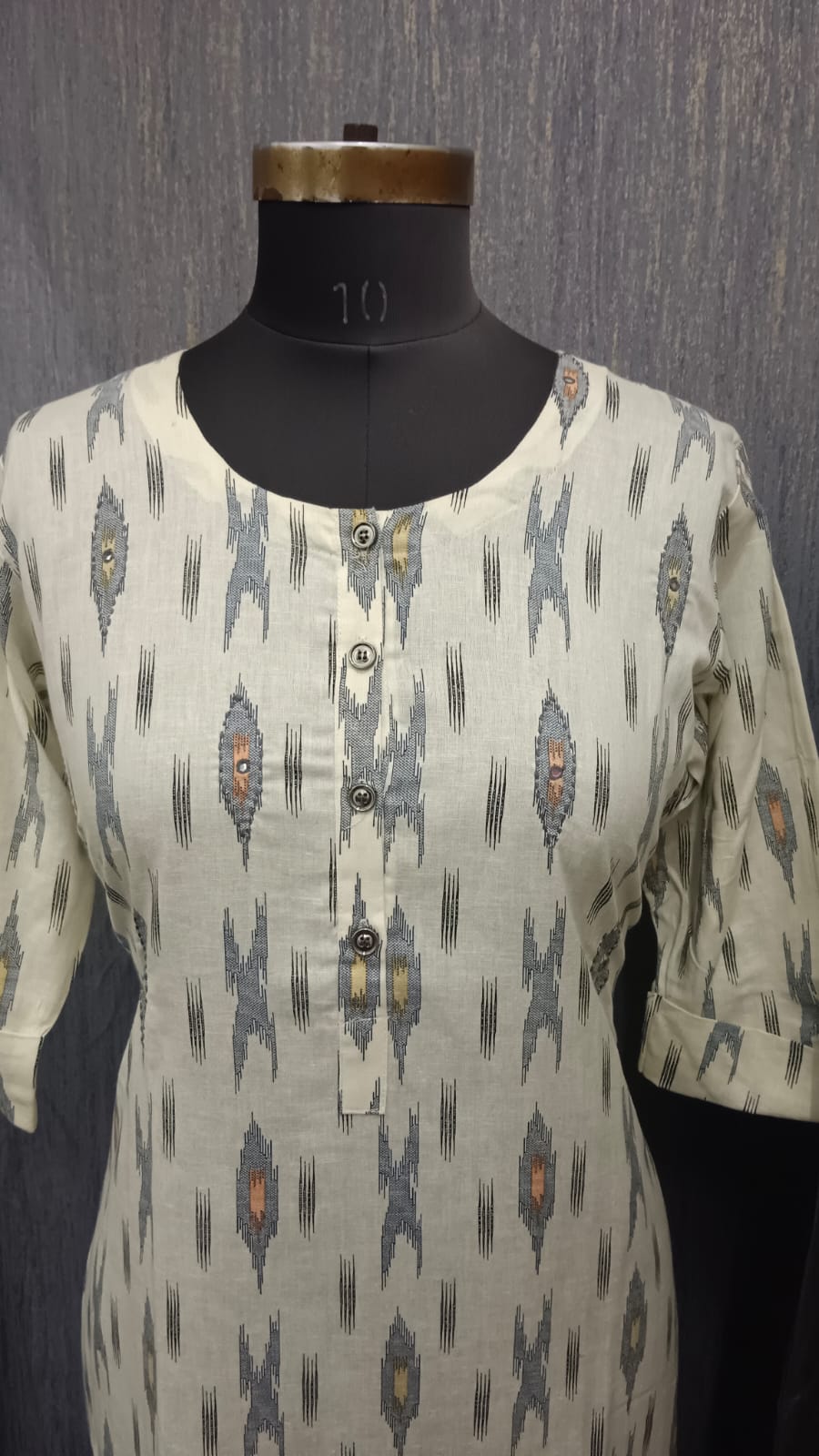 Ikkat Aura - Image 3