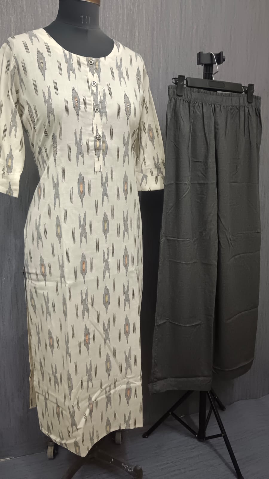 Ikkat Aura - Image 2