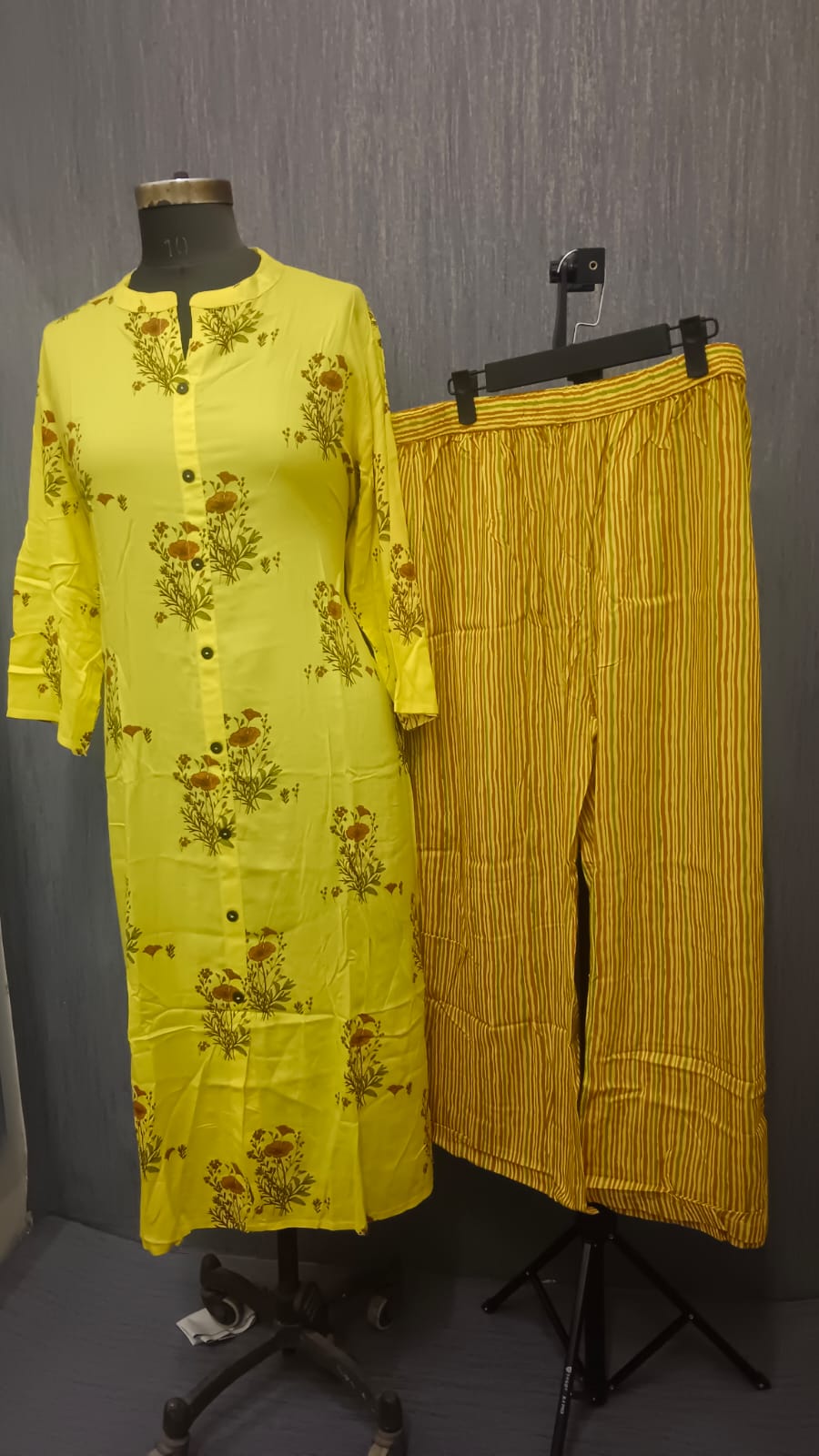 Yellow Aura Boutique - Image 2