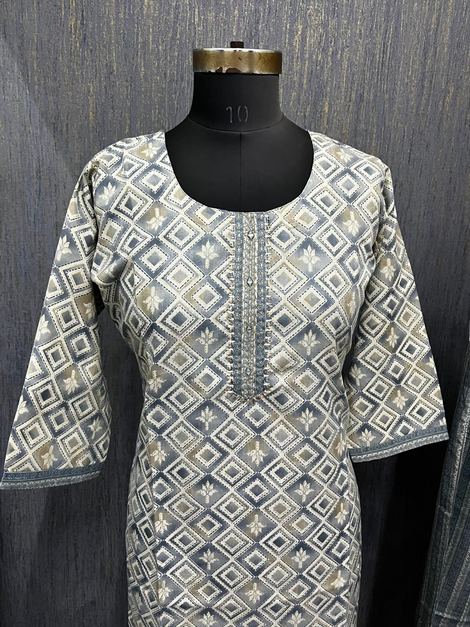 Grey Aura Couture - Image 2