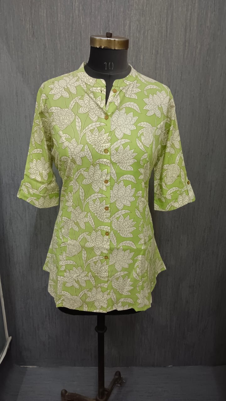 Green Bloom Threads - Image 2