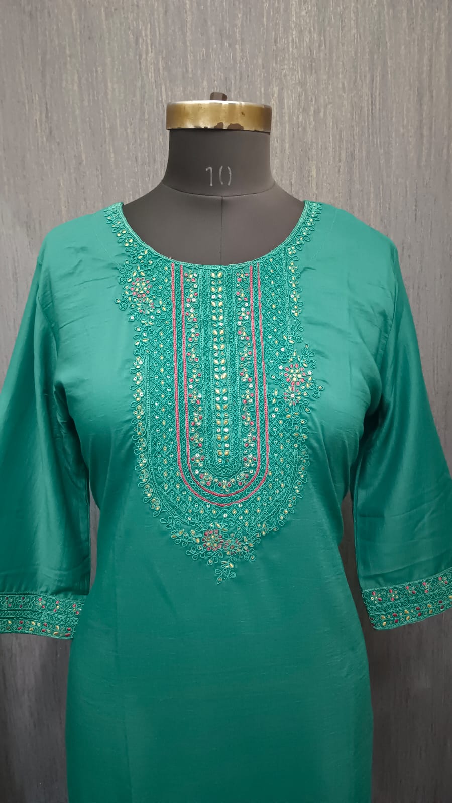 Emerald Grace - Image 2