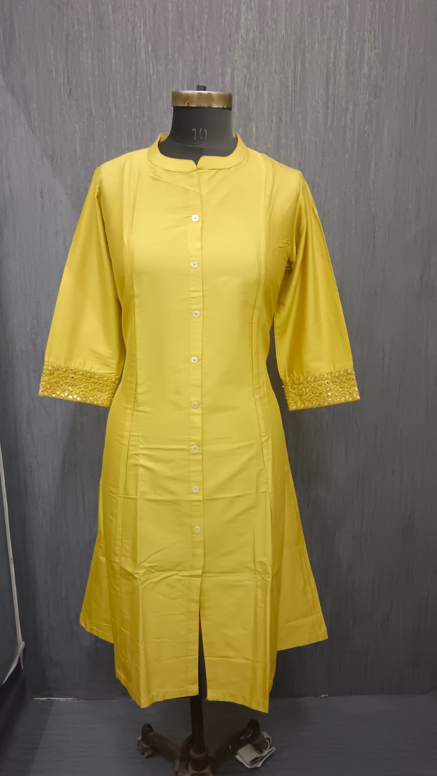 Yellow Chic - Image 4