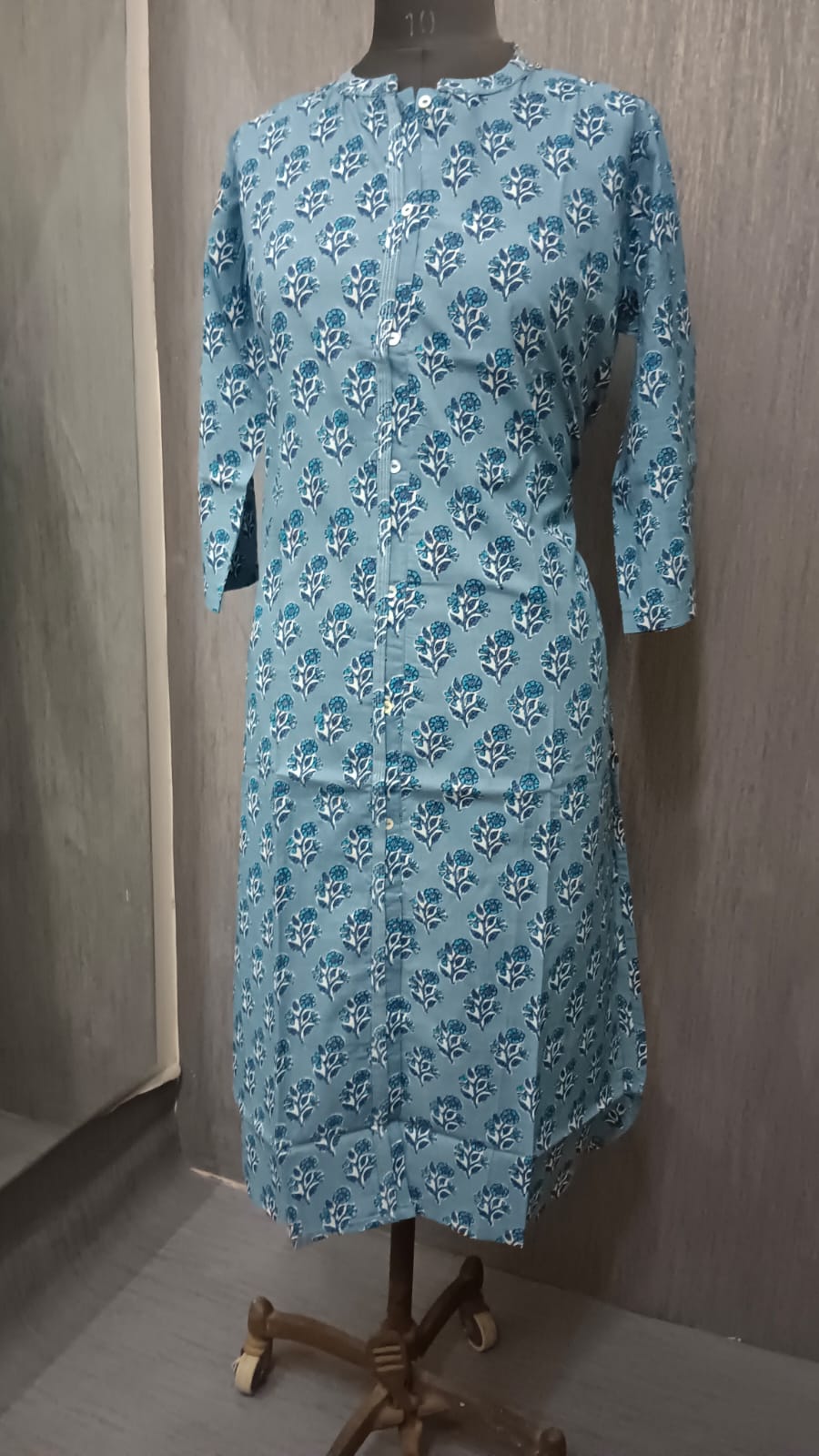 Blue Blossom Boutique - Image 2