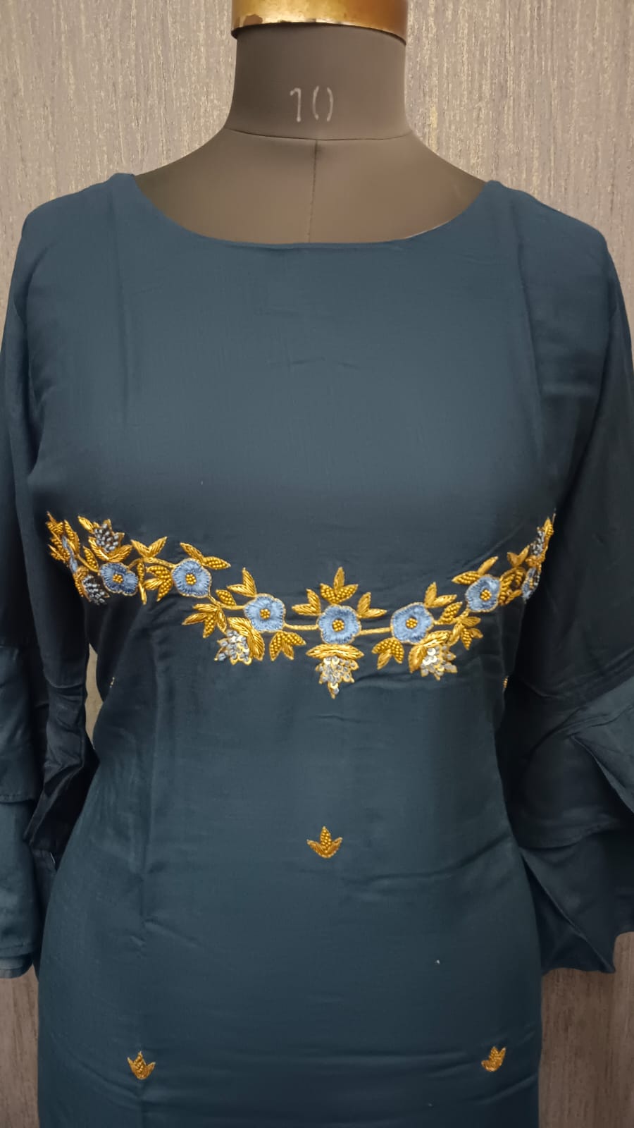 Neela Aura - Image 3