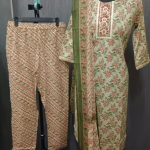Meadow Floral  5590