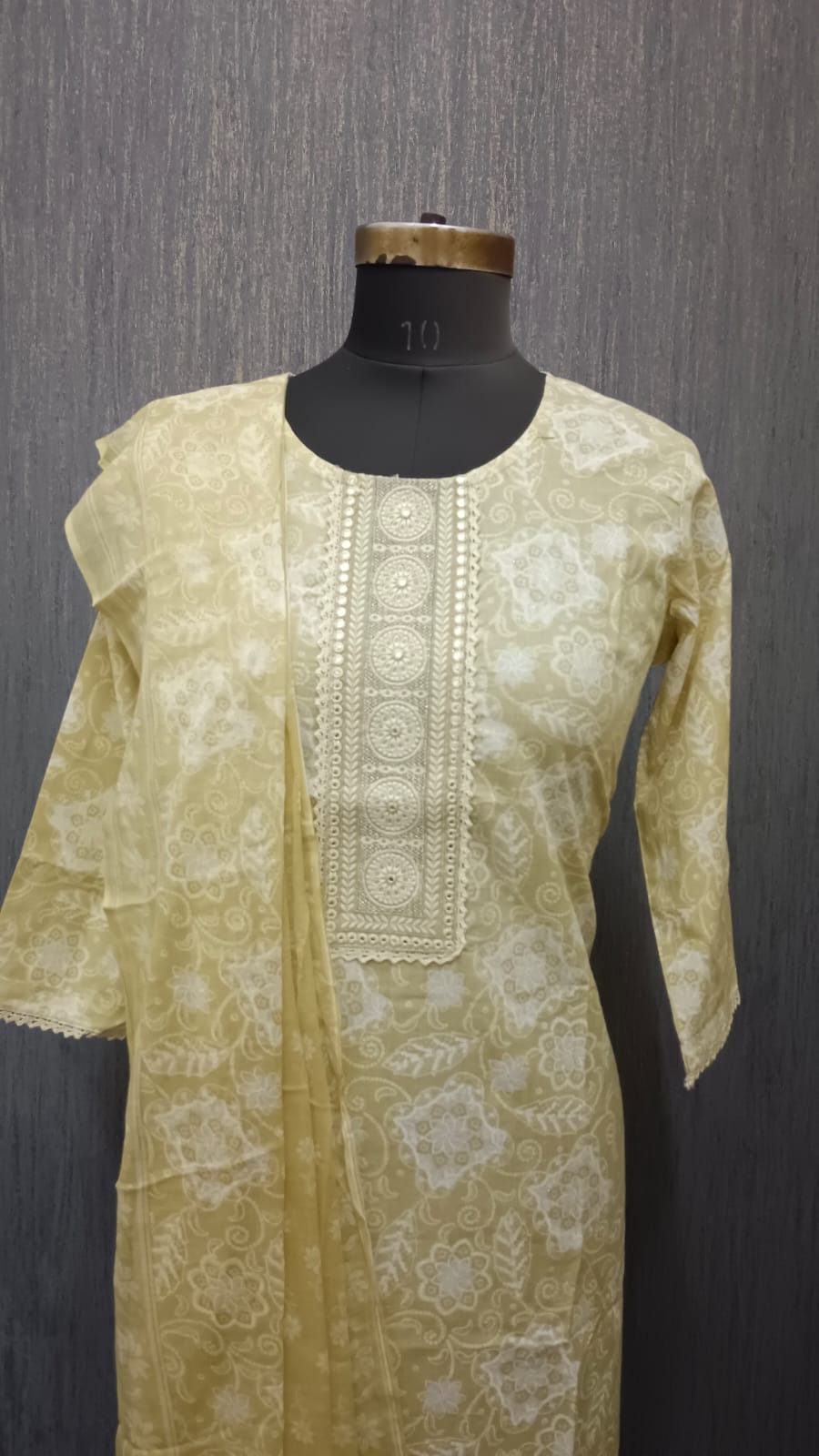 Golden Bloom 5693 - Image 3