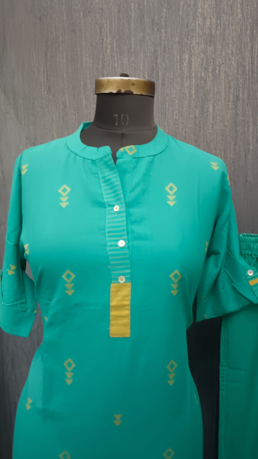 Aqua Green 6057 - Image 3
