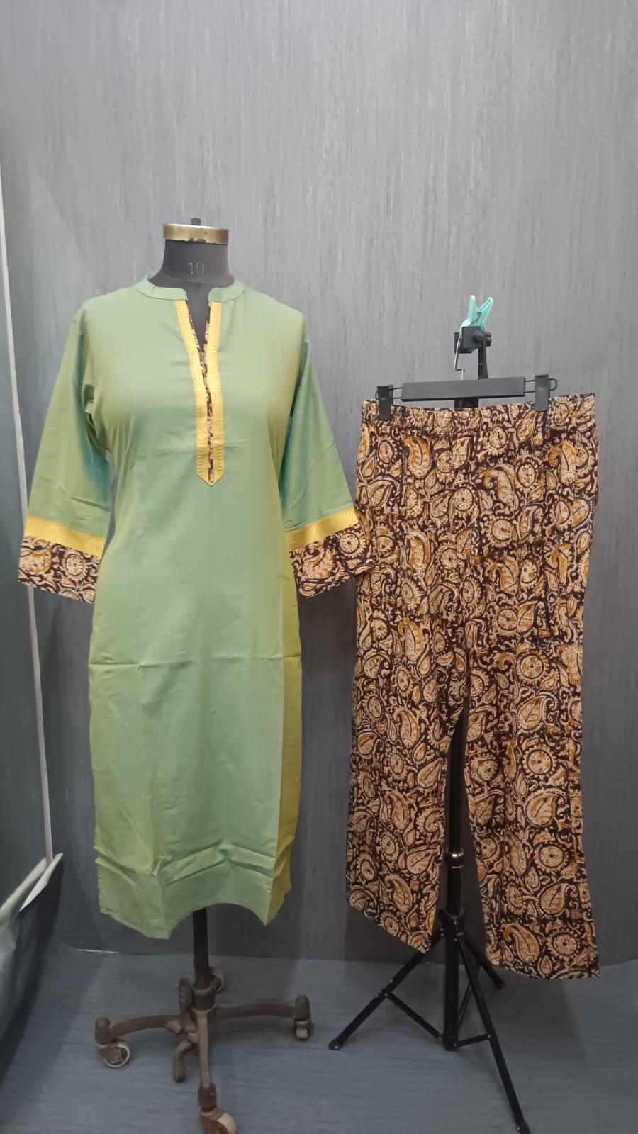Mint Green 6075 - Image 3